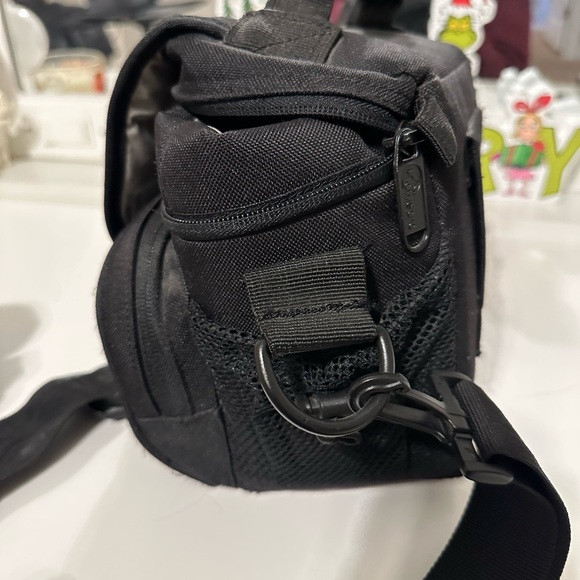 Camera Bag - Picture 3 of 5